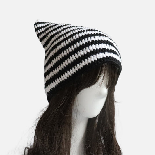 Strawberry Hat Handmade Knitted Cute Wool All-match Casual Make Your Face Look Smaller Toe Cap Strawberry Hat Handmade Knitted Cute Wool All-match Casual Make Your Face Look Smaller Toe Cap