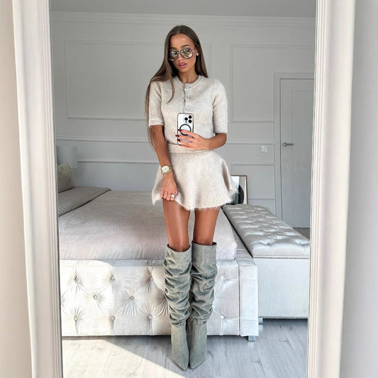 Women's Round Neck Short Sleeve Sweater Skirt Suit Women's Round Neck Short Sleeve Sweater Skirt Suit